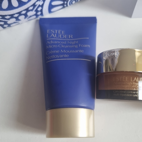 Estee lauder limited edition Lipstick bundle skincare pouch Cosmetics bag travel - Picture 5 of 16